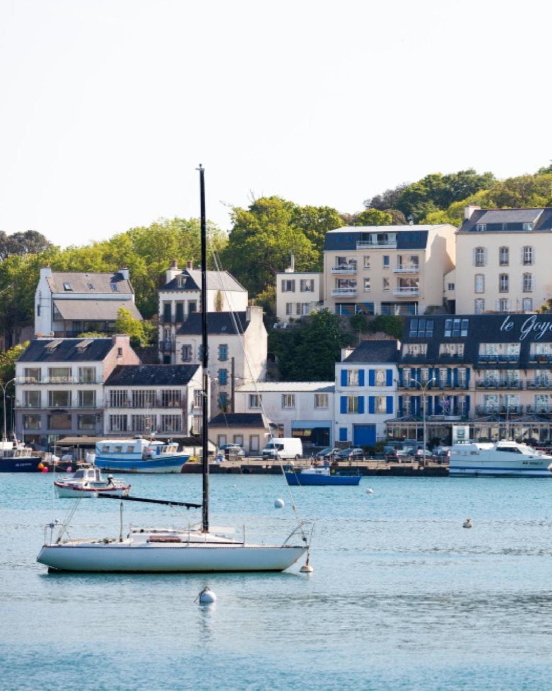 Le Goyen Hotell Audierne Exteriör bild