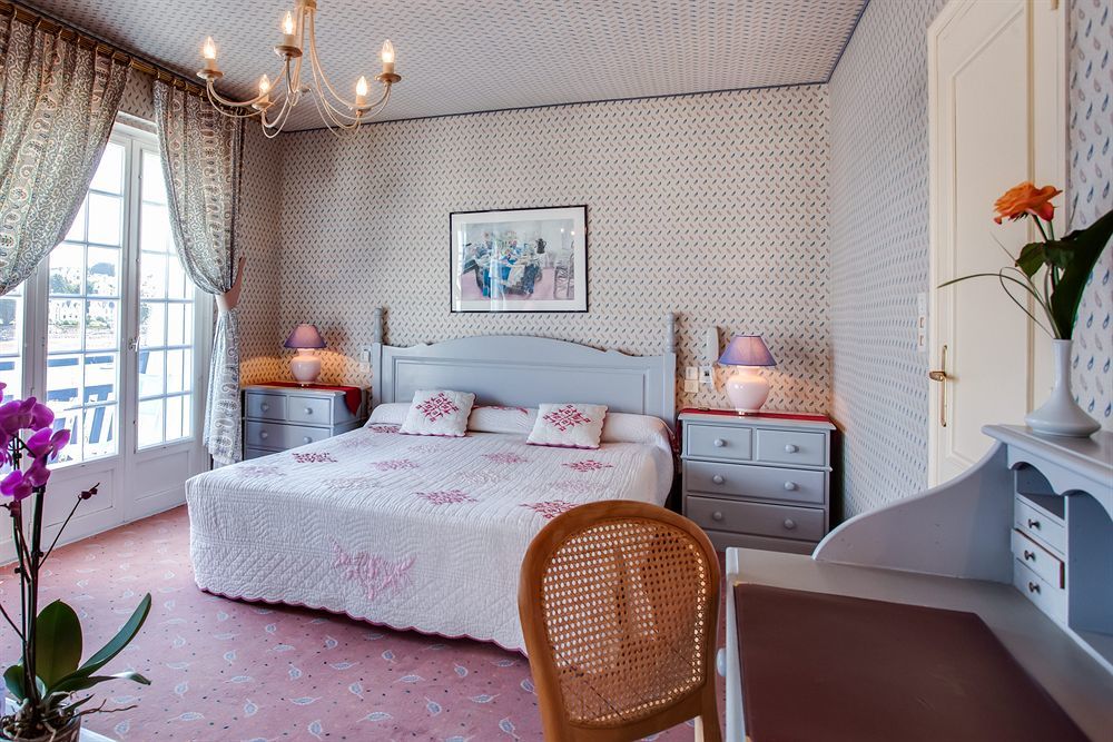Le Goyen Hotell Audierne Exteriör bild