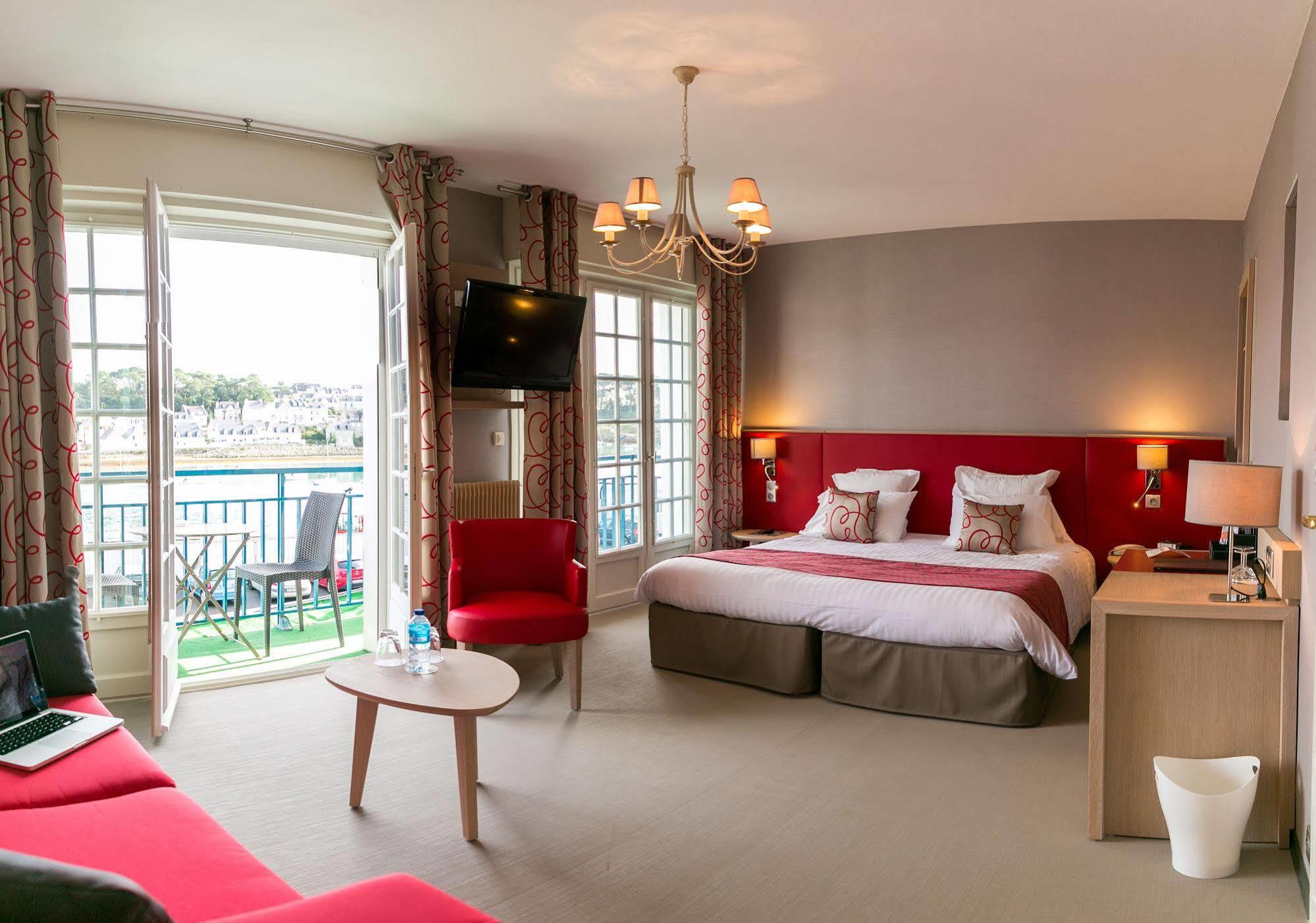 Le Goyen Hotell Audierne Exteriör bild