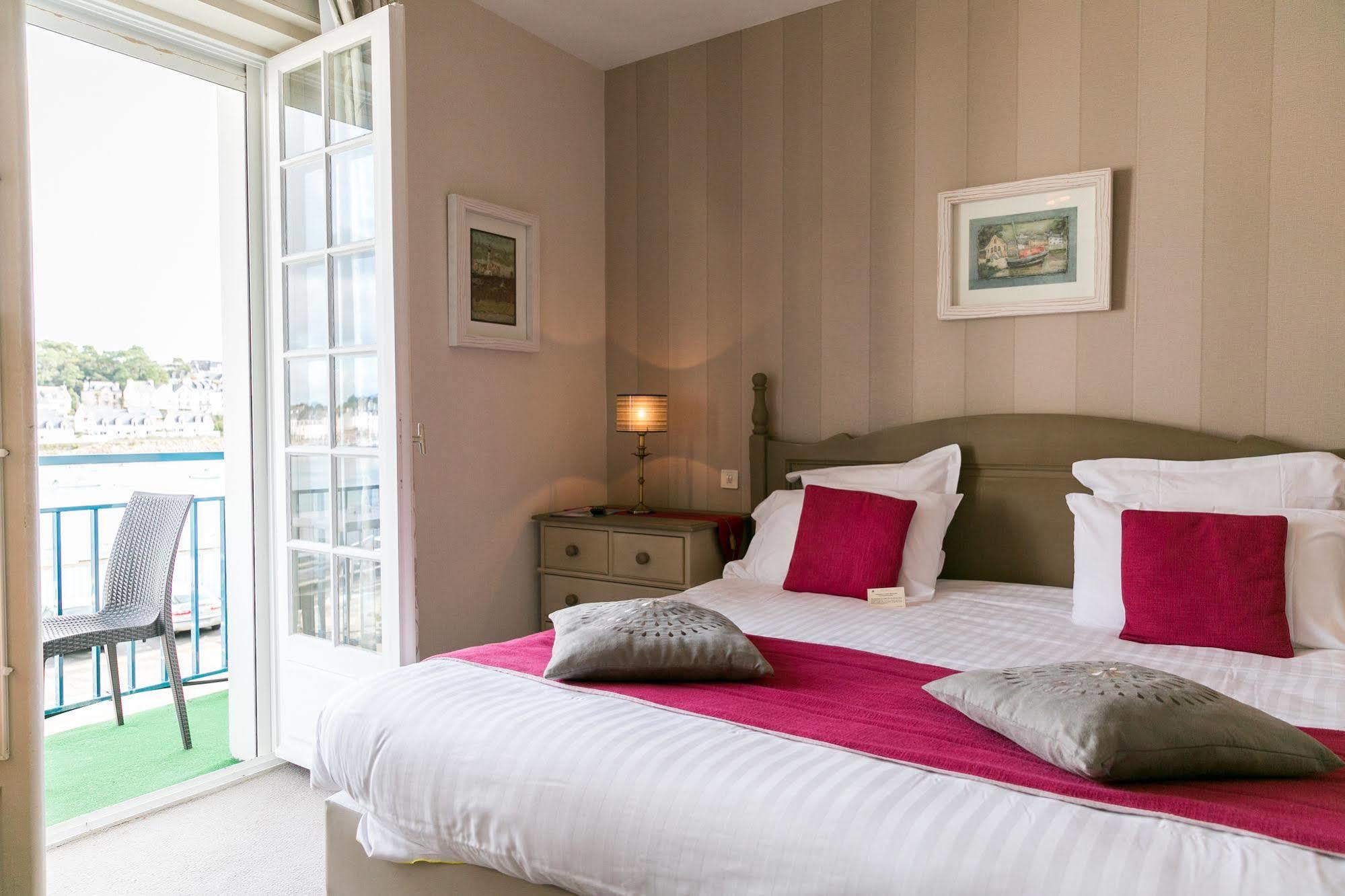 Le Goyen Hotell Audierne Exteriör bild